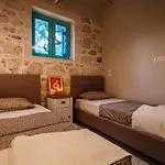 Tsantri Olive Grove Feriehus Drakas