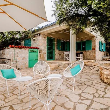 Tsantri Olive Grove Drakas