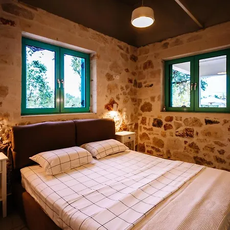 Holiday home Tsantri Olive Grove *