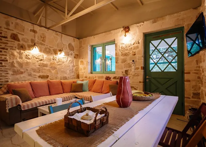 Tsantri Olive Grove Holiday home *